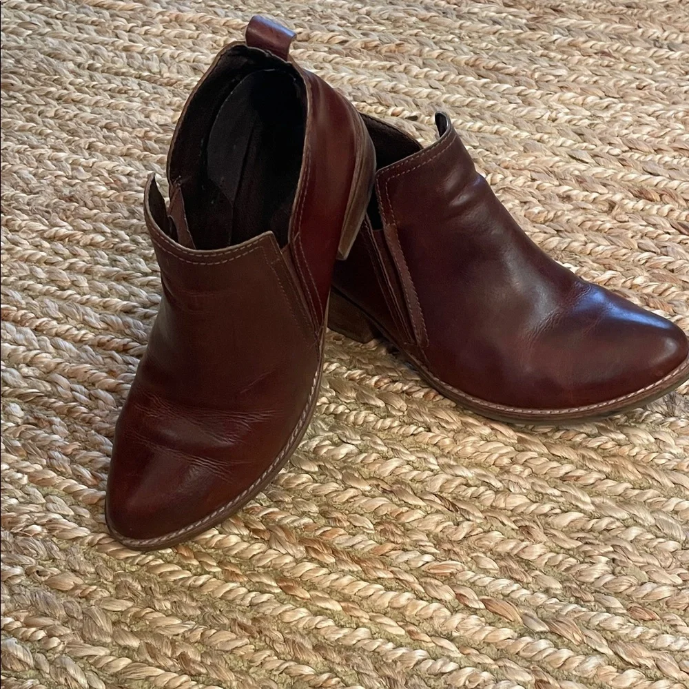 Matisse Brown Leather Ankle Boots
